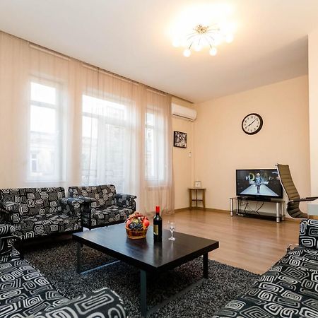 Tbilisi Apartment Ll Bagian luar foto
